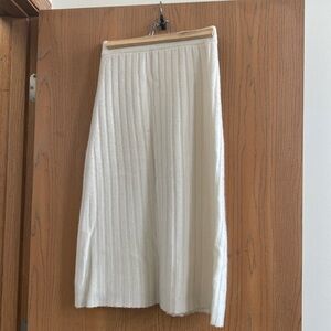 100% Cashmere White Ribbed Midi Skirt by Gentle Herd